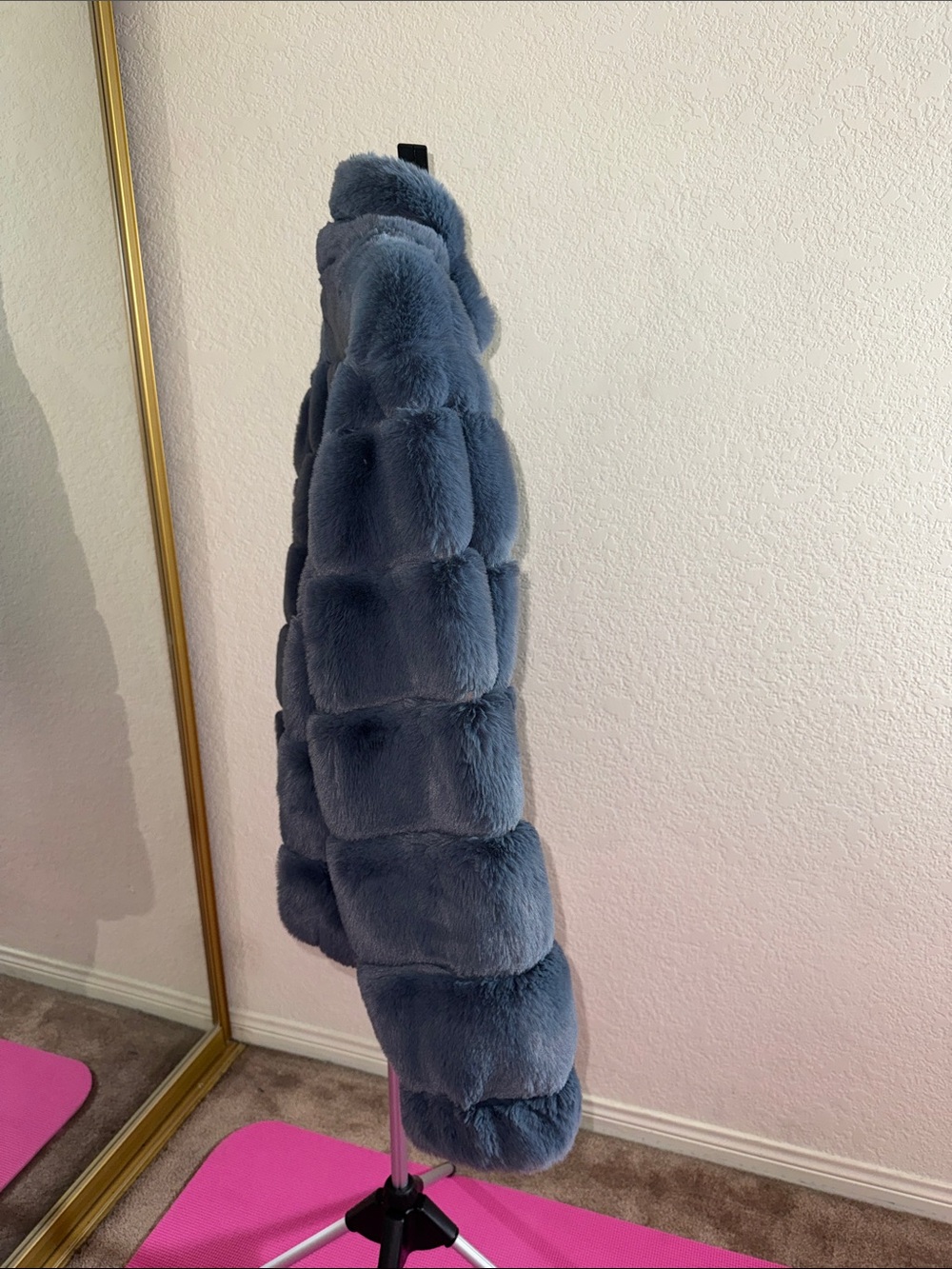 Calvin Klein Plush Blue Faux Fur Teddy Jacket - Picture 6 of 9